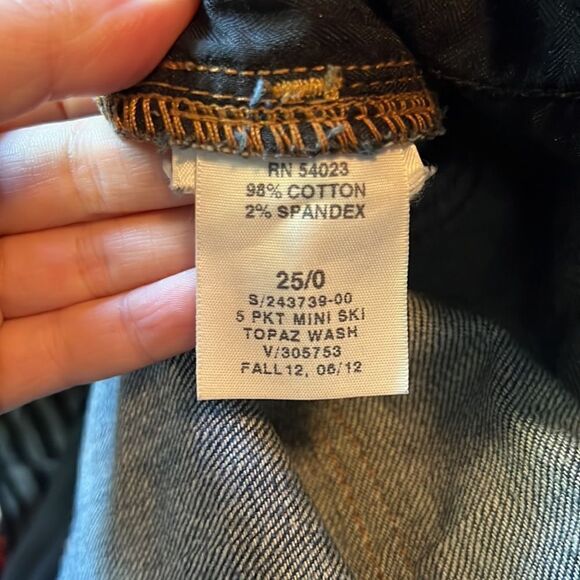 3 for $30! Gap dark‎ wash  mini skirt. Size 0 - Picture 8 of 9